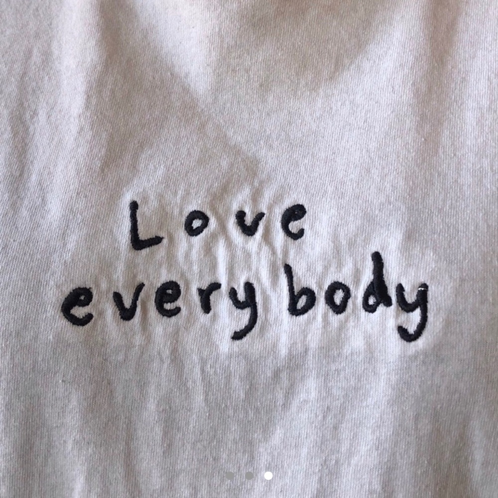 “Love Everybody” Tshirt